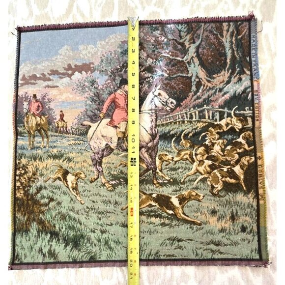 Vintage Equestrian Medieval Hunting Scene Tapestry 19 x19 Inches Made in France - Picture 8 of 8